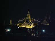 Ночной Бангкок. Храм.