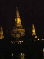 Бангкок - еще один храм ночью